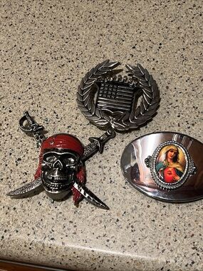 Mens Belt buckles from mid 2000’s great condition